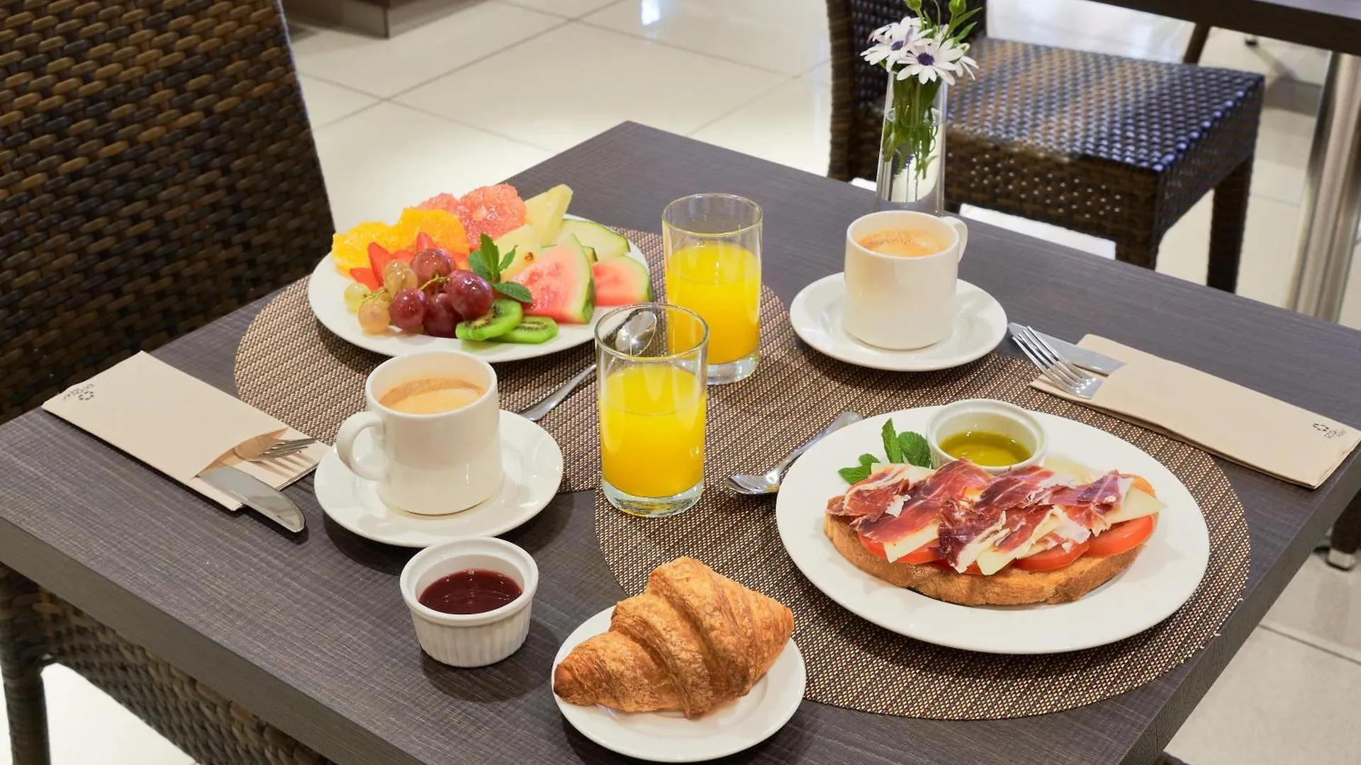 ****  Hotel Guadalmedina Málaga España